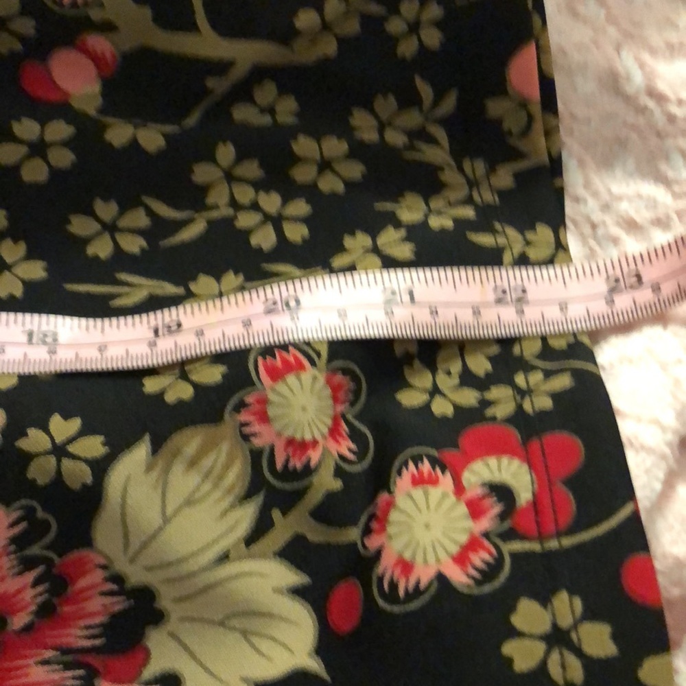 🔥 SALE! $19 for NWT $120 Retail NWT Anne Klein Blouse & Skirt Set - Picture 16 of 16